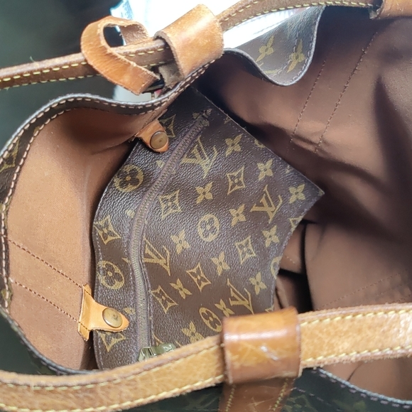 Louis Vuitton vintage bag - Picture 8 of 14